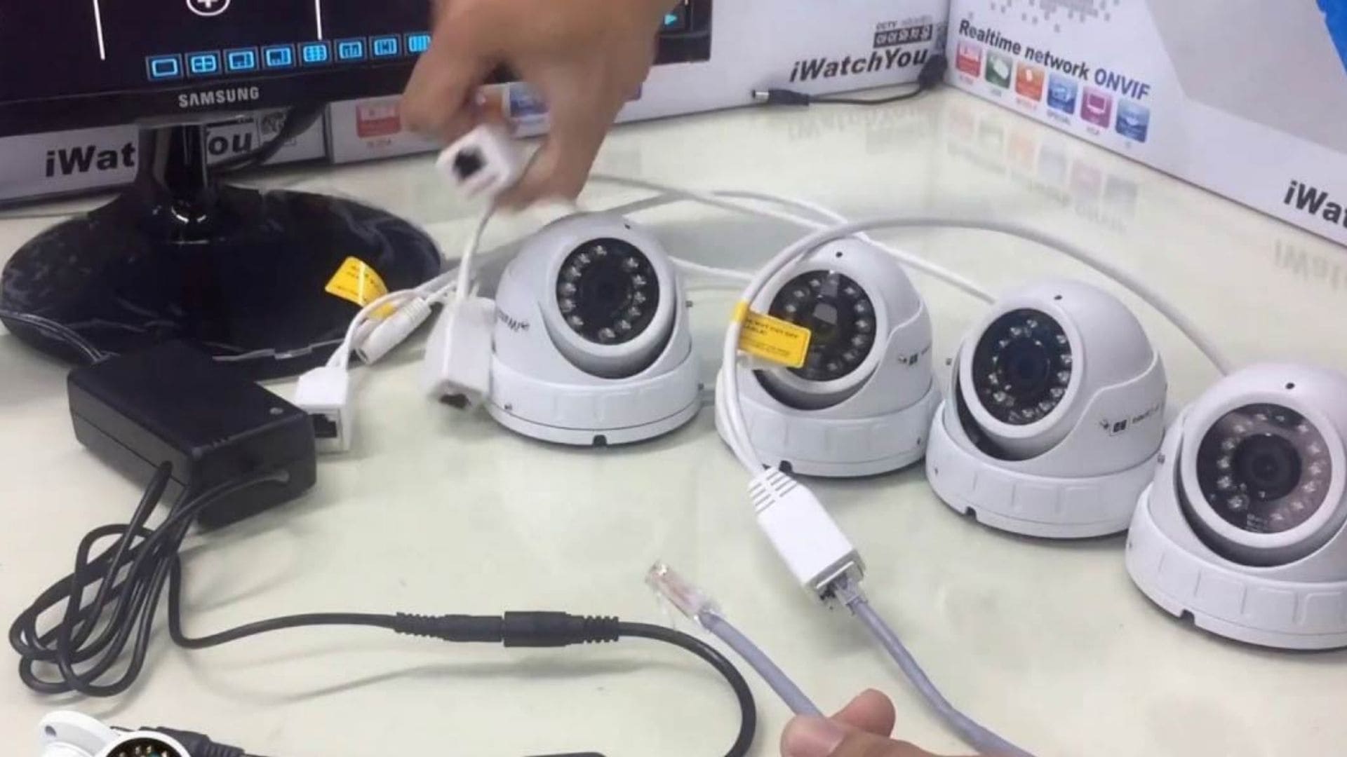 Cách bảo trì và sữa chữa khi camera có dây thu tiếng bị hỏng